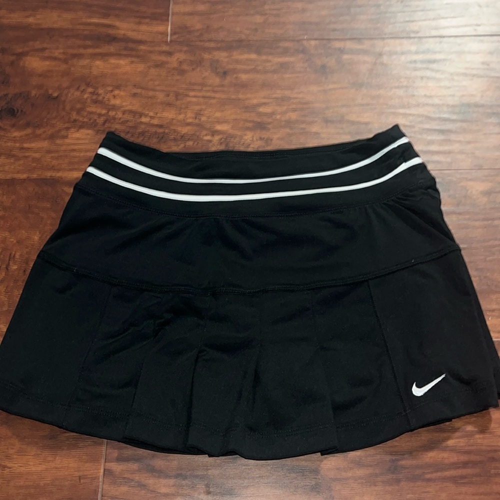 Nike Dri-Fit black and white Skort